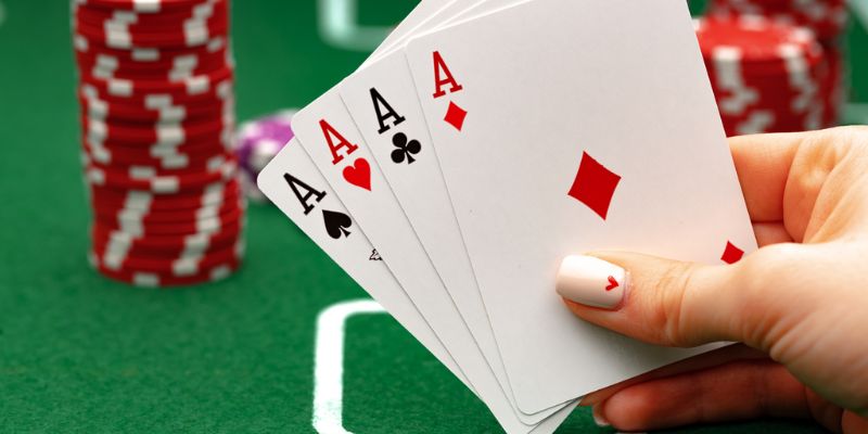 Luật chia bài và thứ tự lượt trong cách chơi bài Tấn